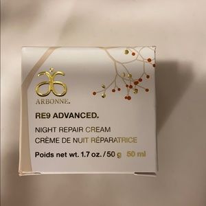 RE9 night repair cream new unopened
